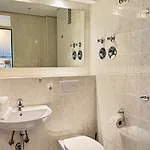 1-78, Seeseite, Haus Metropol, 4 Etage Apartmán
