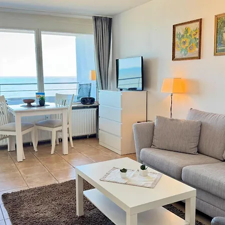 1-78, Seeseite, Haus Metropol, 4 Etage *